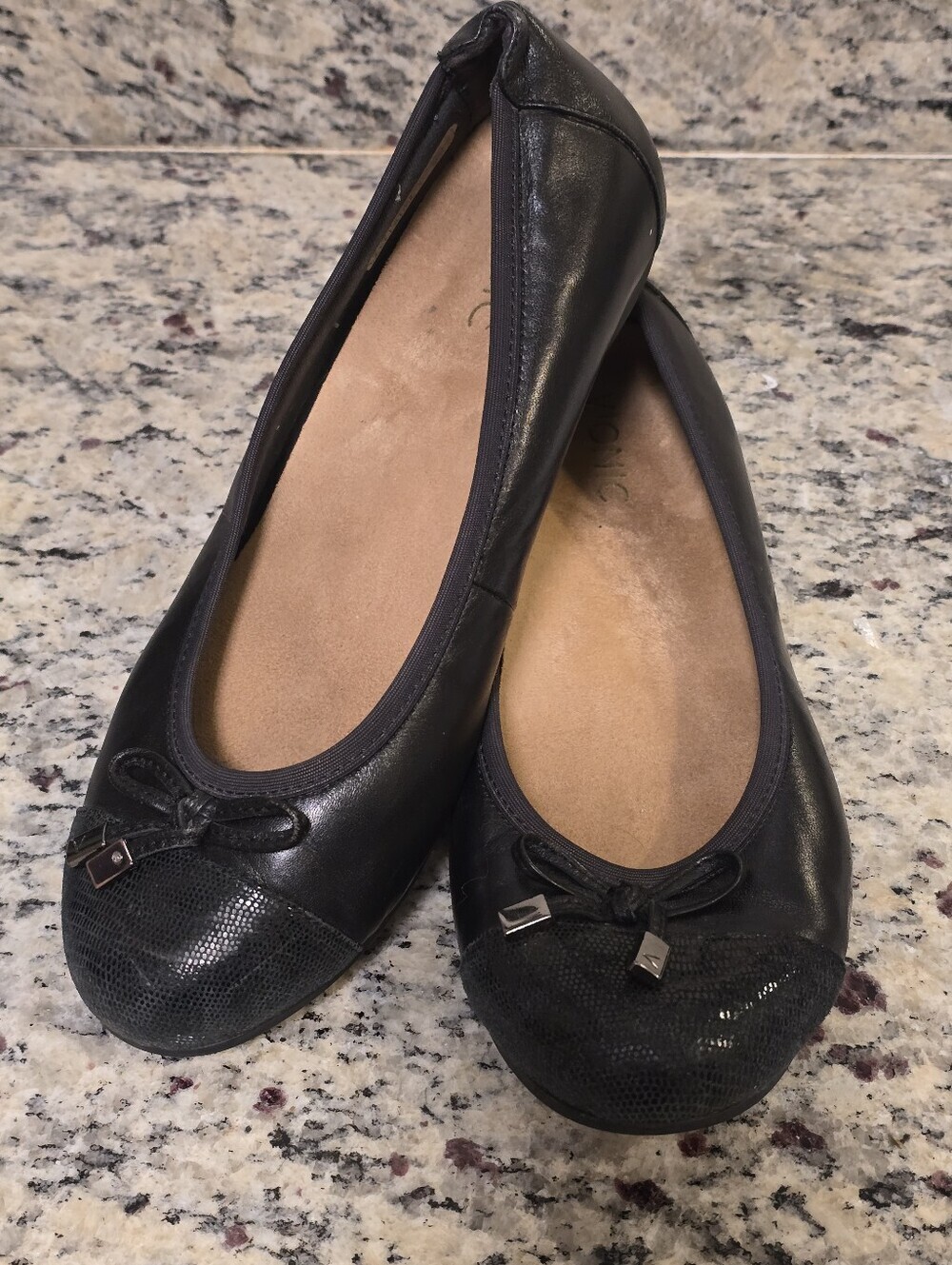 Vionic Minna Ballet Flats Women’s Size 8 Black Bow Comfort Shoes